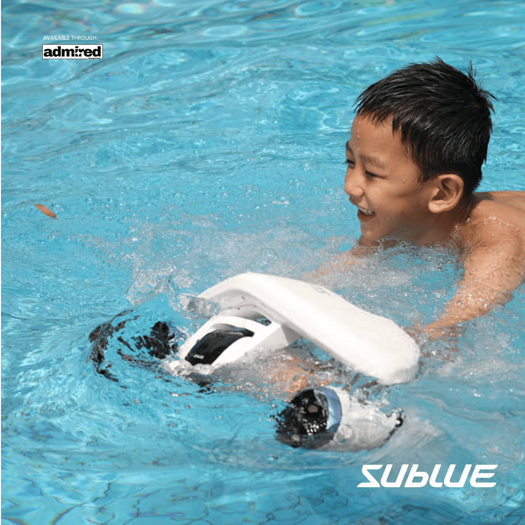 Sublue Whiteshark MIX Underwater Scooter Product-in-use 12 - Admired Recreation