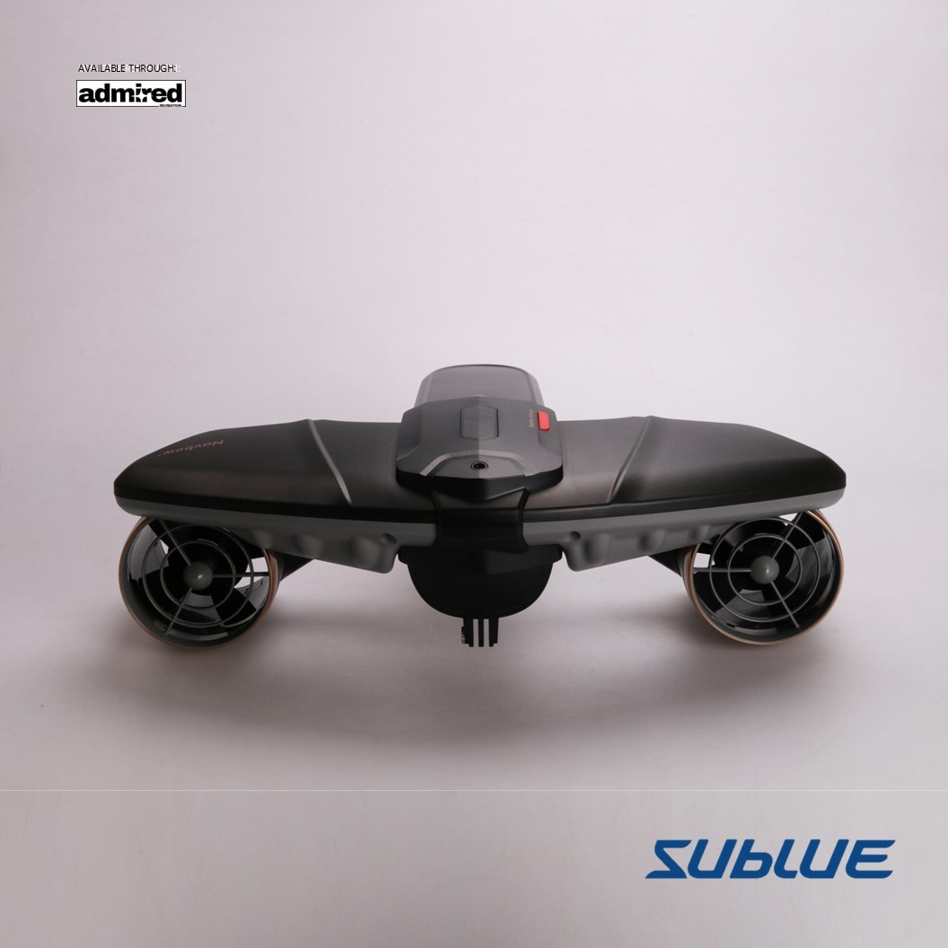 SUBLUE Navbow+ underwater scooter top view with dual propellers for aquatic exploration.