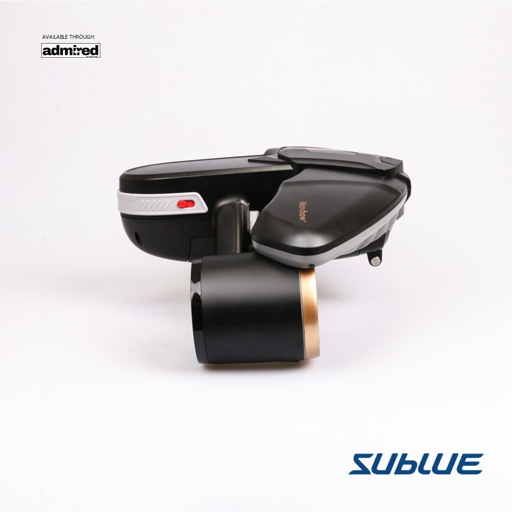 SUBLUE Navbow+ underwater scooter top view with dual propellers for aquatic exploration.