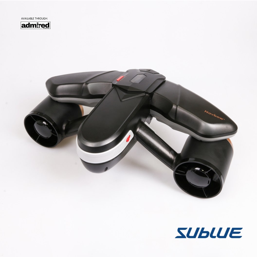 SUBLUE Navbow+ underwater scooter top view with dual propellers for aquatic exploration.